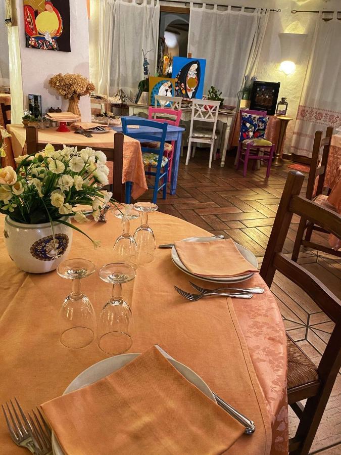 Locanda Tipica Sa Corte オリエーナ エクステリア 写真