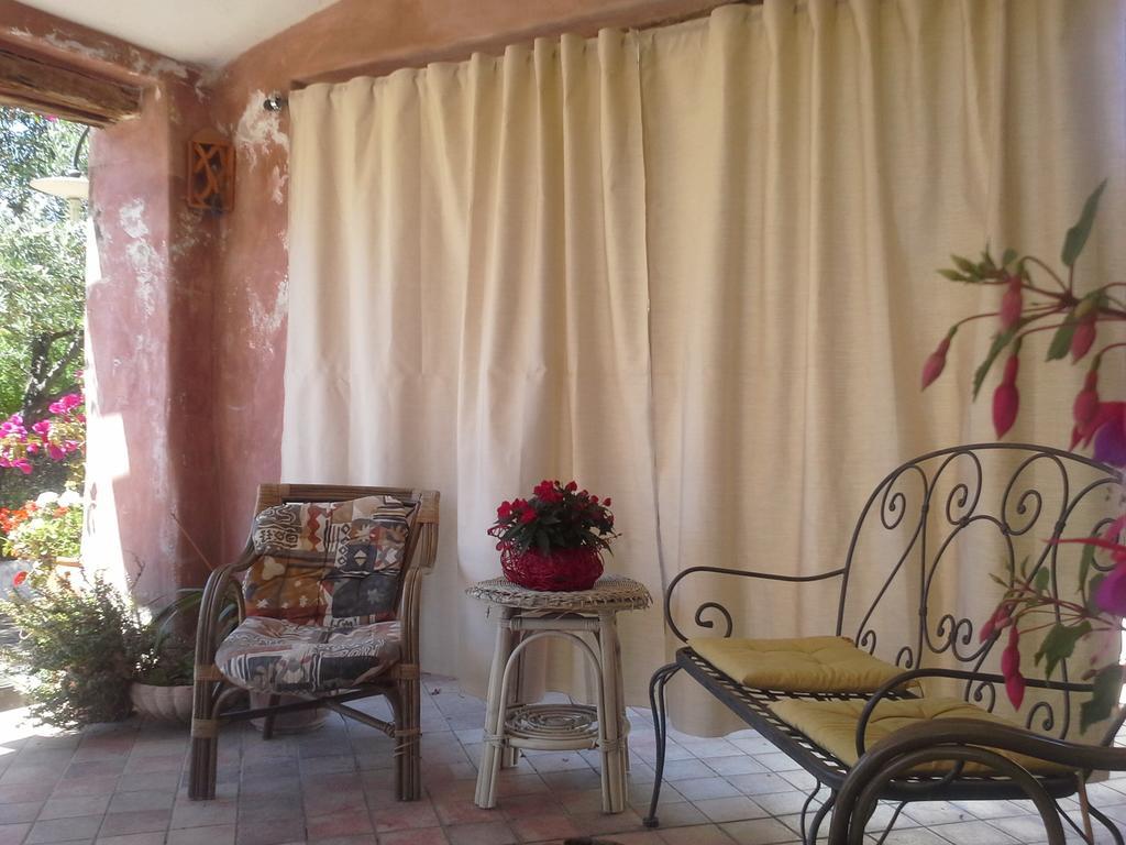 Locanda Tipica Sa Corte オリエーナ エクステリア 写真