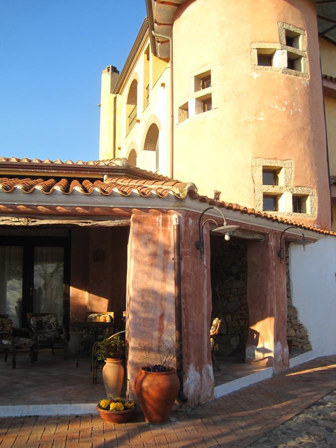 Locanda Tipica Sa Corte オリエーナ エクステリア 写真